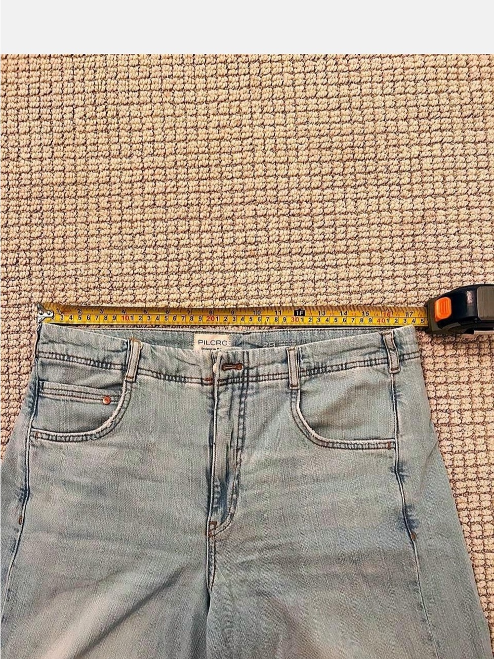 Pilcro “Adi” Jeans. Light Wash. Top Rated Jeans. 100% Regenerative Cotton in UEC - Picture 5 of 8